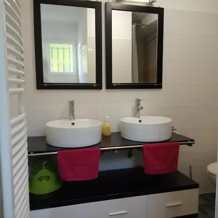 Independant 40m² Avec Jardin Prive * Hauteville-Lompnes